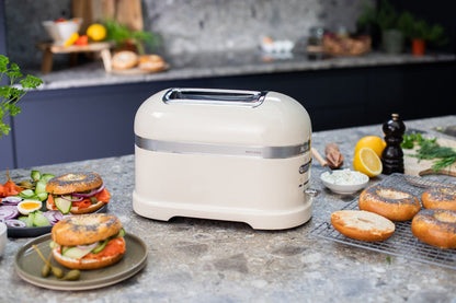 KitchenAid Paket 2, 2-Scheiben Toaster Artisan 5KMT2204