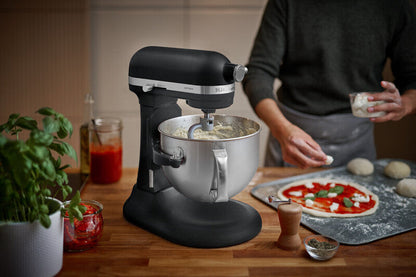KitchenAid Küchenmaschine mit Schüsselheber 5,6 L Artisan 5KSM60SPX