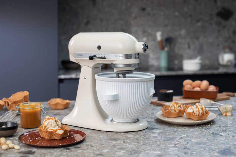 KitchenAid 4,8 L 5KSM175 Artisan Küchenmaschine Tschimmlover mit Tschimmhook Rührelementen